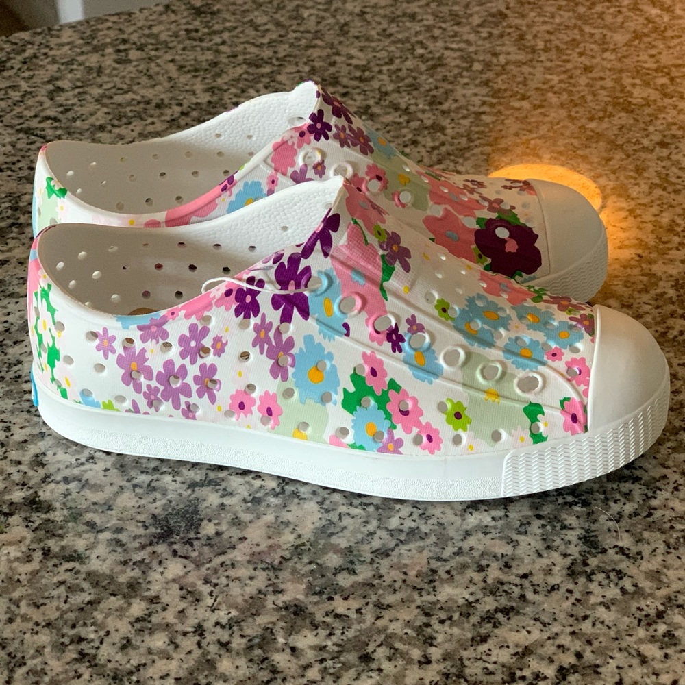 Native kids shoes in floral